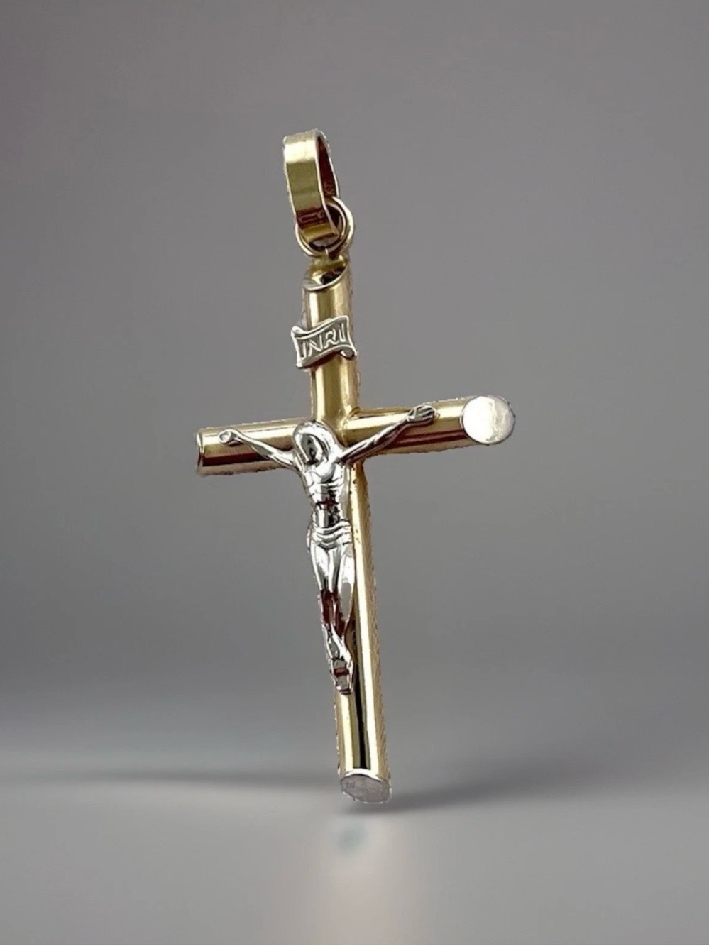 14K Yellow And White Gold Crucifix Pendant 4.22 Grams